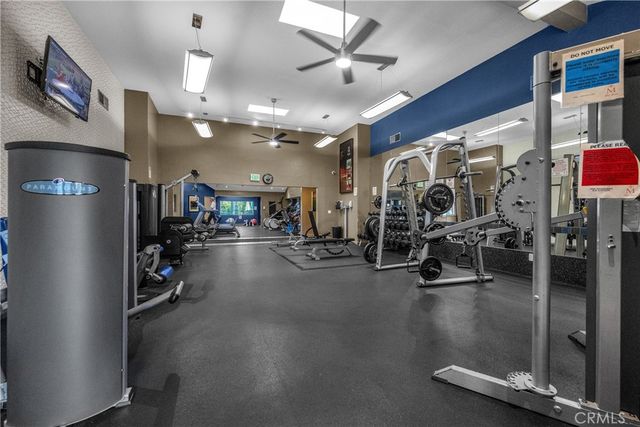 5500 Owensmouth Avenue 228, Woodland Hills, CA 91367
