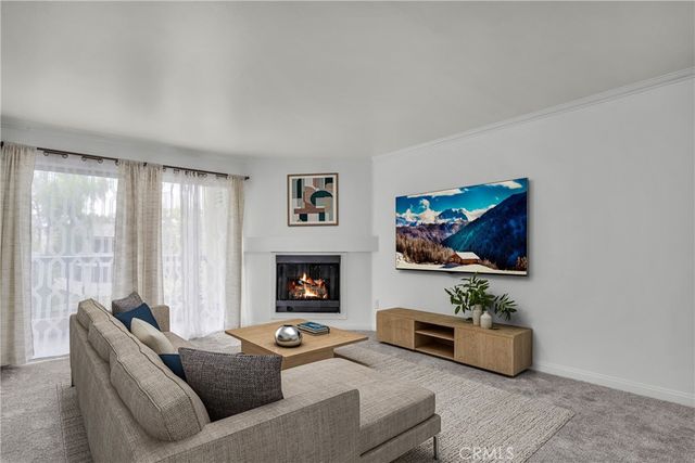 5500 Owensmouth Avenue 228, Woodland Hills, CA 91367