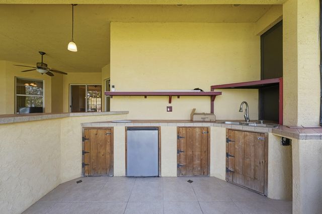 2199 SE Heathwood Circle, Port St. Lucie, Port St Lucie, FL 34952