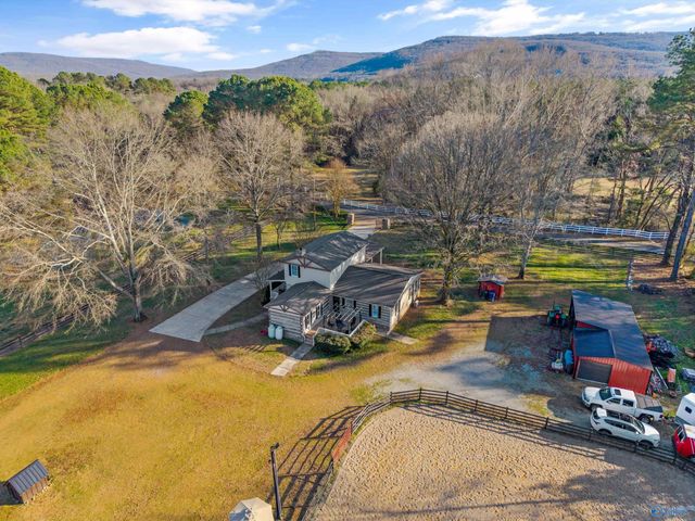 185 Dogwood Drive, Gurley, AL 35748