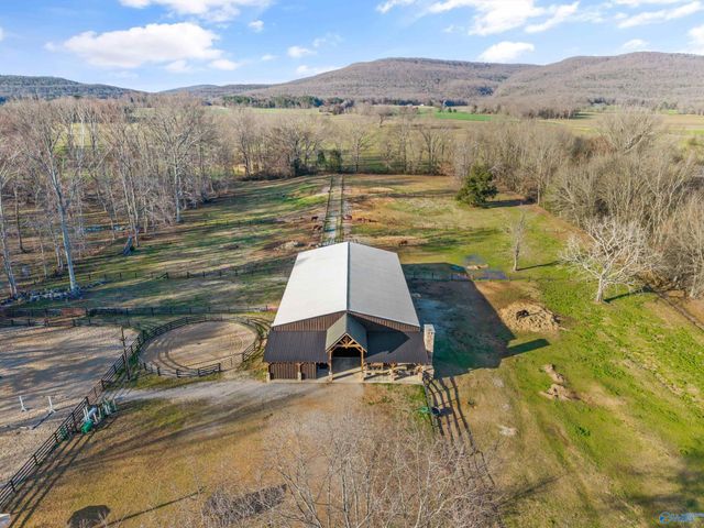 185 Dogwood Drive, Gurley, AL 35748