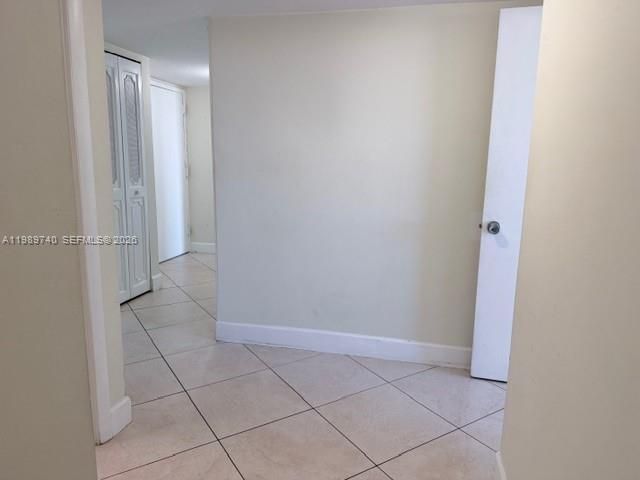 17890 W Dixie Hwy 702 Hwy 702, North Miami Beach, FL 33160