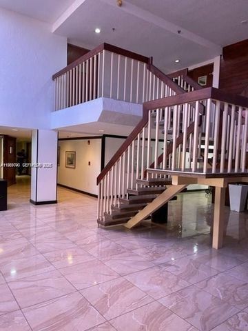 17890 W Dixie Hwy 702 Hwy 702, North Miami Beach, FL 33160