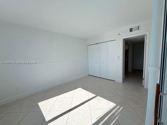 17890 W Dixie Hwy 702 Hwy 702, North Miami Beach, FL 33160