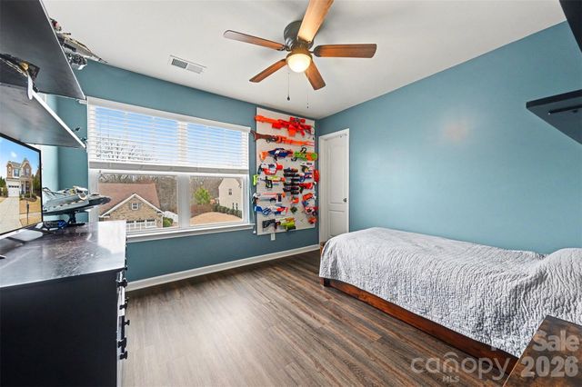 116 Glastonbury Drive, Mooresville, NC 28115