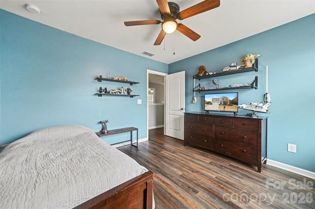 116 Glastonbury Drive, Mooresville, NC 28115