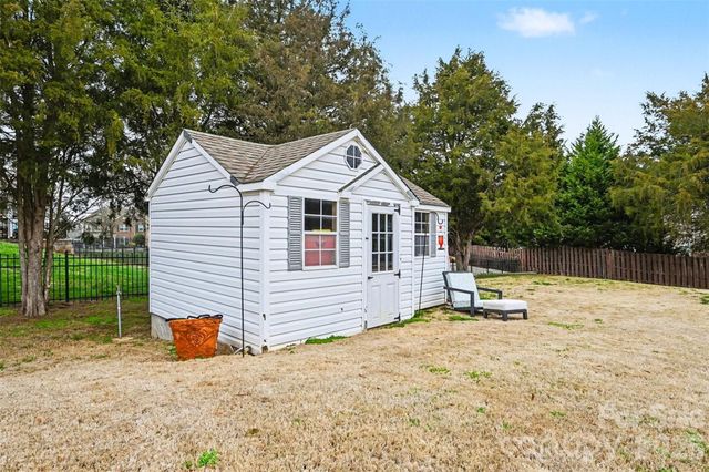 116 Glastonbury Drive, Mooresville, NC 28115