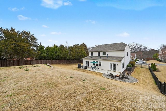 116 Glastonbury Drive, Mooresville, NC 28115