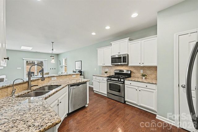 116 Glastonbury Drive, Mooresville, NC 28115