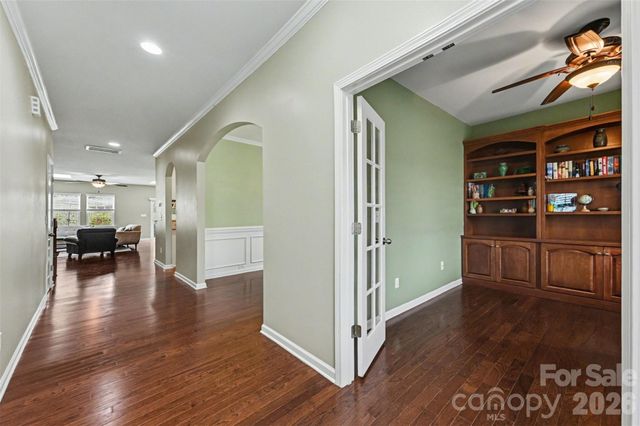 116 Glastonbury Drive, Mooresville, NC 28115