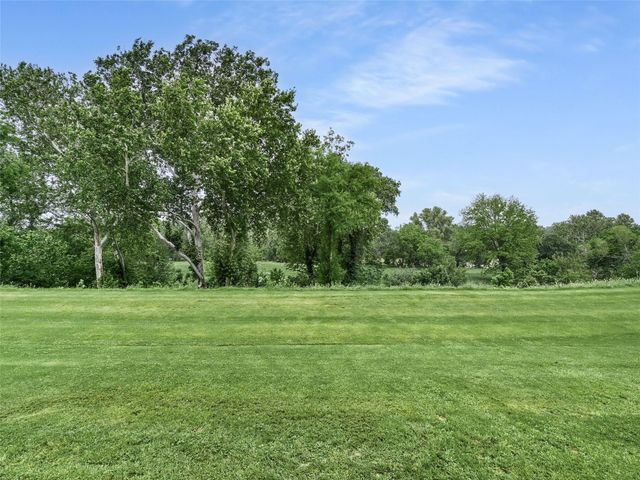 539 Colovista PKWY B101, Bastrop, TX 78602