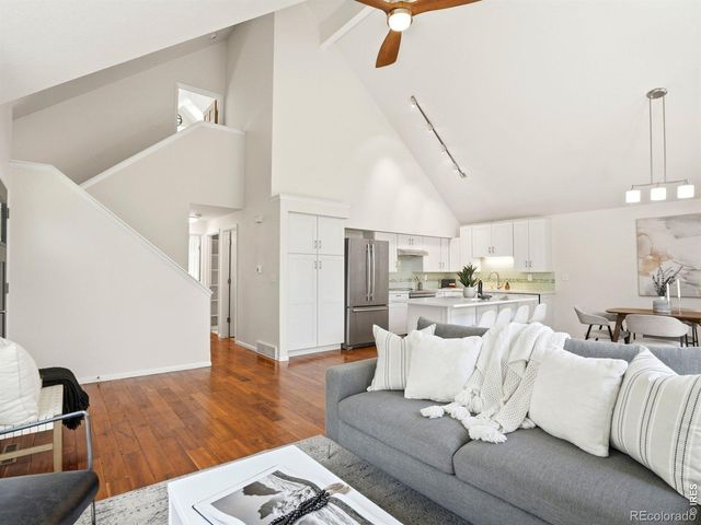 4865 Darwin Court, Boulder, CO 80301