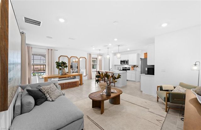 1214 Caloosa Cove DR, Labelle, FL 33935