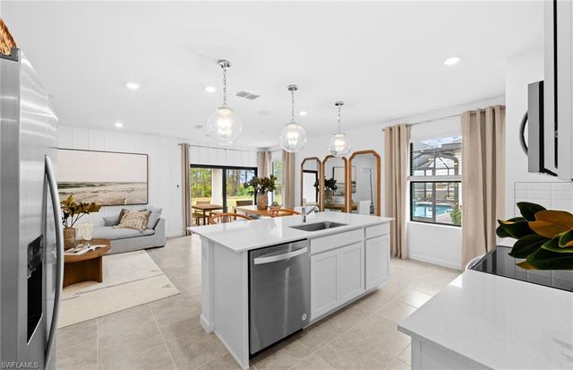 1214 Caloosa Cove DR, Labelle, FL 33935