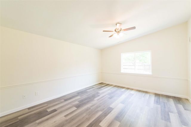 8701 Woodlake Drive, Rowlett, TX 75088