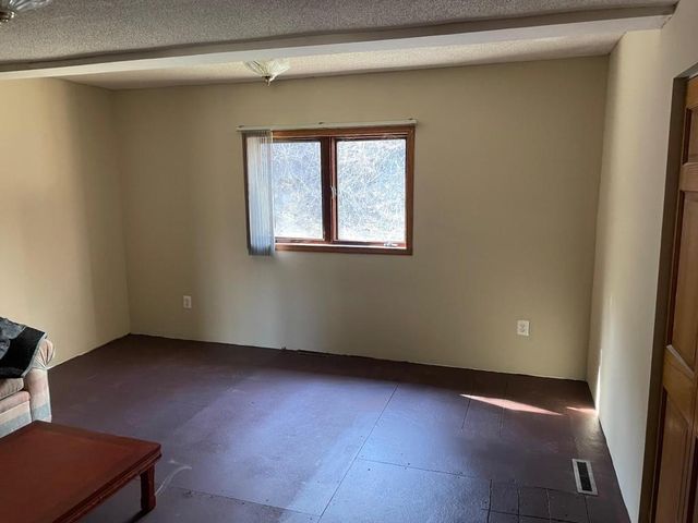 1200 Main Street W, Carver, MN 55315