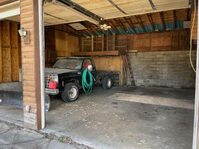 1200 Main Street W, Carver, MN 55315