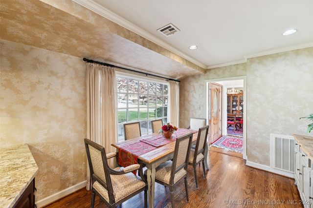 2430 E 38th Street S, Tulsa, OK 74105