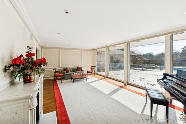 2430 E 38th Street S, Tulsa, OK 74105