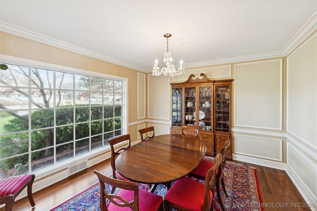 2430 E 38th Street S, Tulsa, OK 74105