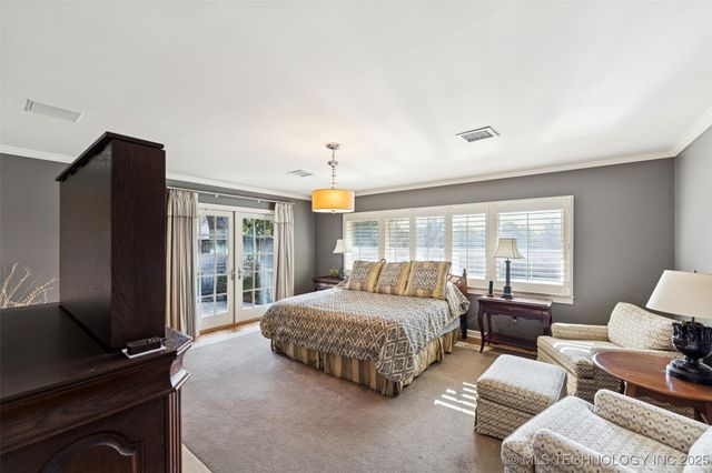 2430 E 38th Street S, Tulsa, OK 74105