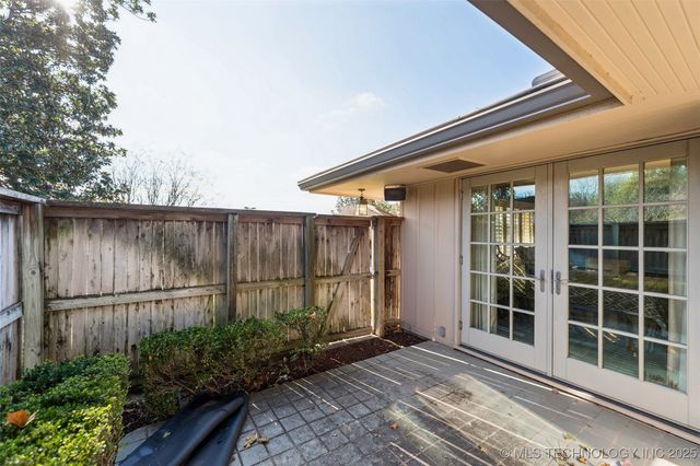 2430 E 38th Street S, Tulsa, OK 74105