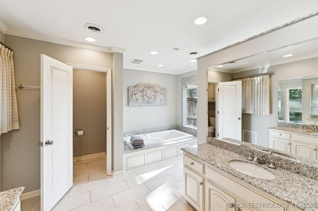 2430 E 38th Street S, Tulsa, OK 74105