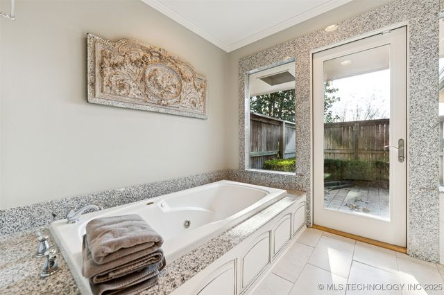 2430 E 38th Street S, Tulsa, OK 74105