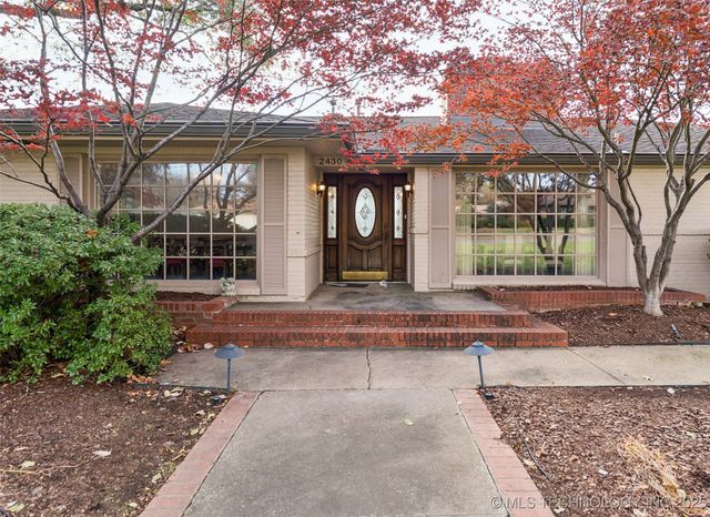 2430 E 38th Street S, Tulsa, OK 74105