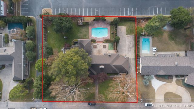 2430 E 38th Street S, Tulsa, OK 74105