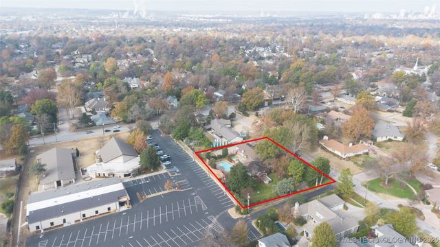 2430 E 38th Street S, Tulsa, OK 74105