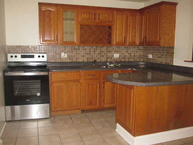 7517 W Fullerton Avenue GS, Elmwood Park, IL 60707