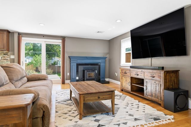 25 Marie Ave., Brockton, MA 02302