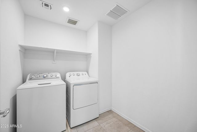 8926 W OREGON Avenue, Glendale, AZ 85305