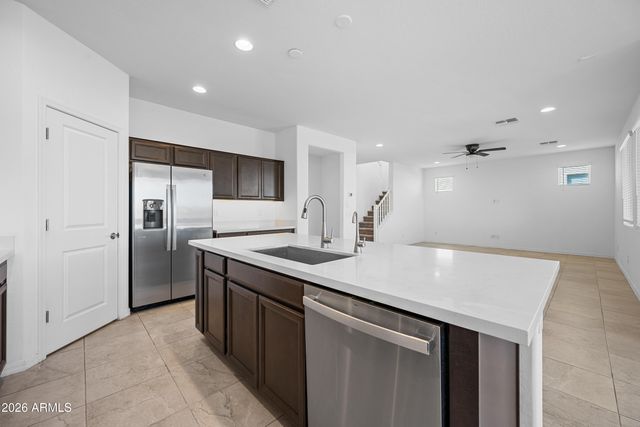 8926 W OREGON Avenue, Glendale, AZ 85305