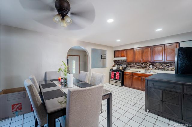 9 Patton Street, Brentwood, NY 11717