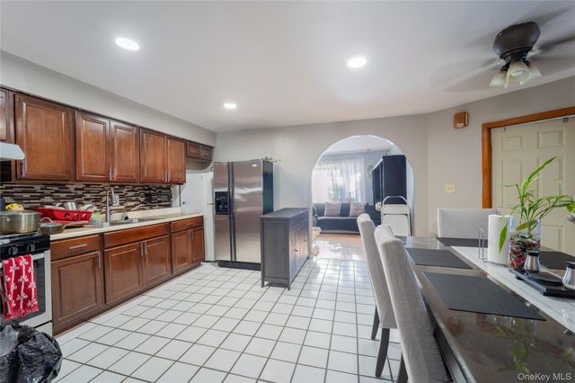 9 Patton Street, Brentwood, NY 11717