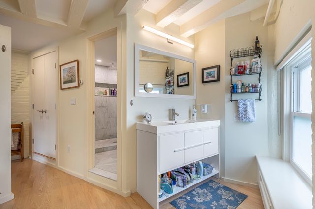 33 Commercial Wharf 41-42, Boston, MA 02110