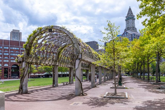 33 Commercial Wharf 41-42, Boston, MA 02110