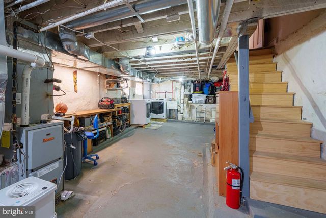 303 URBAN AVE, Norwood, PA 19074