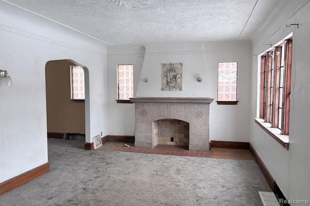 17139 Rowe Street, Detroit, MI 48205