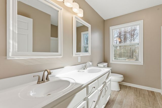 266 Meadows Rd, Portland, TN 37148