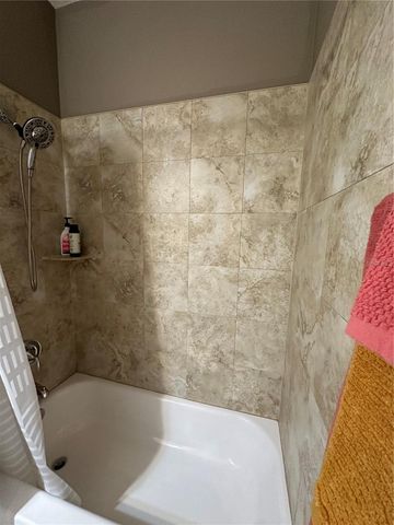 971 CELTIC CIRCLE, Tarpon Springs, FL 34689