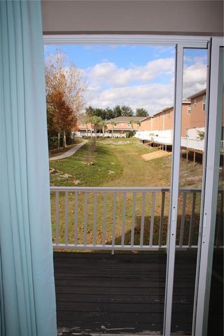 971 CELTIC CIRCLE, Tarpon Springs, FL 34689