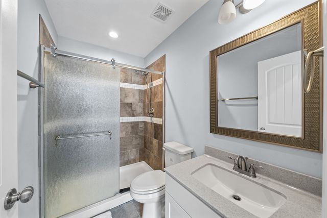 3753 Windmill Dr, Clarksville, TN 37040