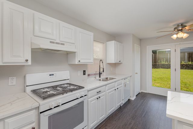 1121 Charlotte Drive, Mckinney, TX 75071