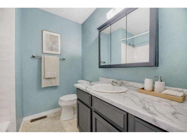 3425 S Ammons St 26-4, Lakewood, CO 80227