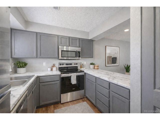3425 S Ammons St 26-4, Lakewood, CO 80227