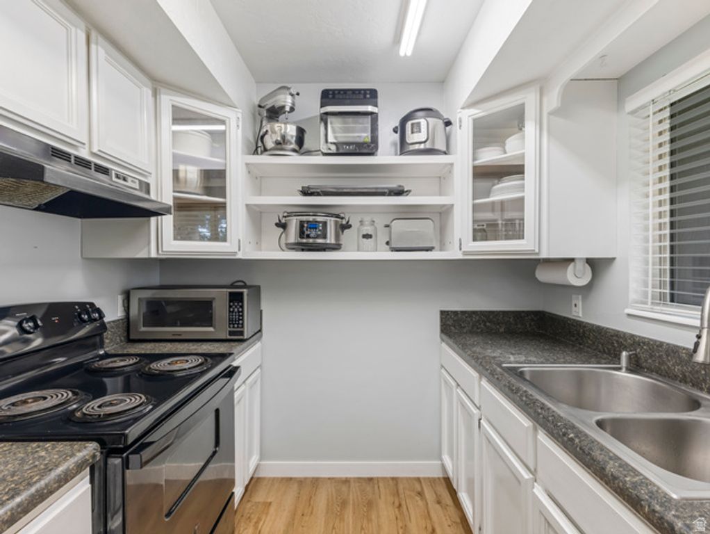 5677 S ASPEN CT, South Ogden, UT 84403 — photo 10
