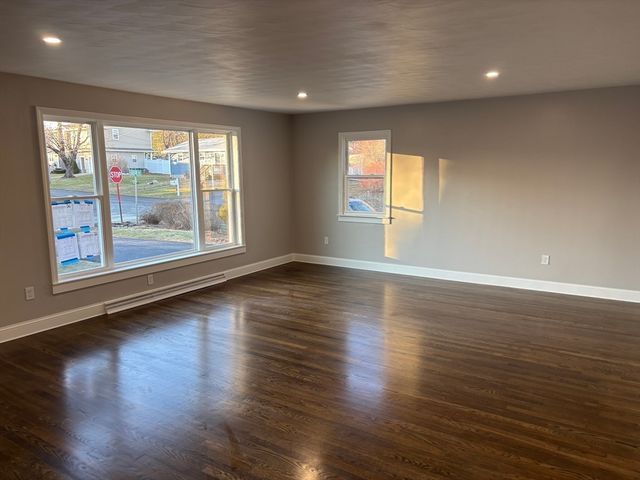 38 Gibson Ter, Dartmouth, MA 02747